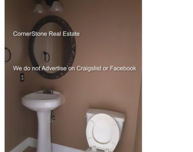 190 Trenton Place - Photo Thumbnail 6
