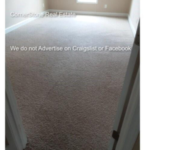 190 Trenton Place - Photo Thumbnail 10