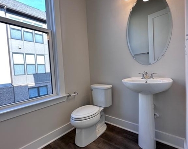 2453 Liberty Loop - Photo Thumbnail 23