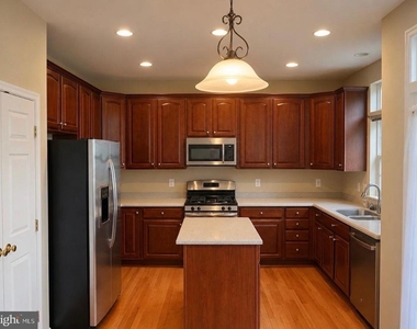 8517 Barrow Furnace Lane - Photo Thumbnail 15