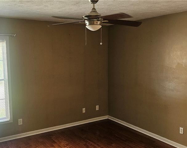 557 N Parker Church Road - Photo Thumbnail 11