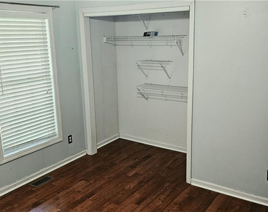557 N Parker Church Road - Photo Thumbnail 6