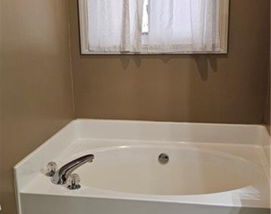 557 N Parker Church Road - Photo Thumbnail 15
