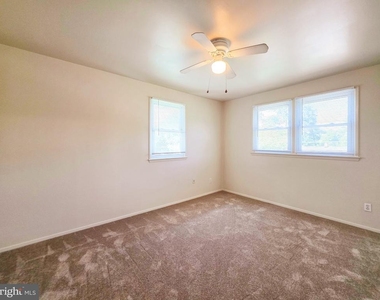 7511 Elgar Street - Photo Thumbnail 16