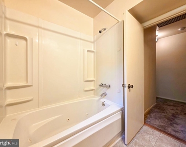 7511 Elgar Street - Photo Thumbnail 14