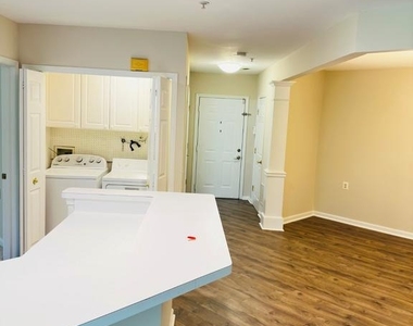 12501 Hayes Court - Photo Thumbnail 6