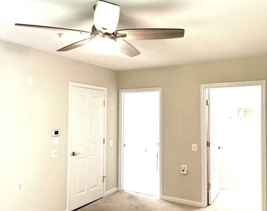 12501 Hayes Court - Photo Thumbnail 16