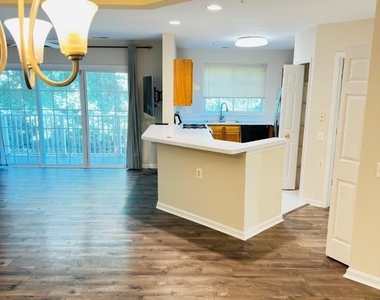 12501 Hayes Court - Photo Thumbnail 7