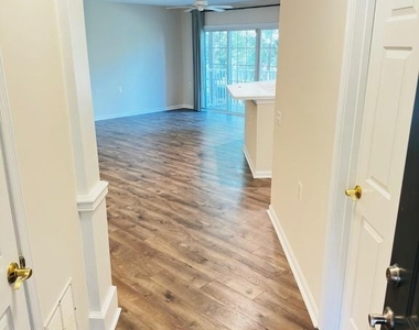 12501 Hayes Court - Photo Thumbnail 3