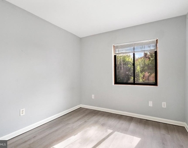 7334 Tavenner Lane - Photo Thumbnail 13