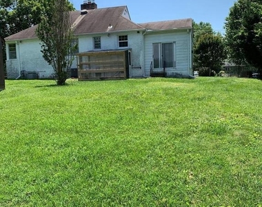 6528 Chesterfield Avenue - Photo Thumbnail 33
