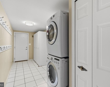 11800 Grey Birch Place - Photo Thumbnail 13