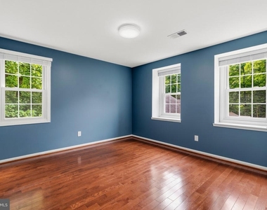 11800 Grey Birch Place - Photo Thumbnail 19