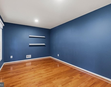 11800 Grey Birch Place - Photo Thumbnail 5