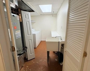 5017 Head Court - Photo Thumbnail 19