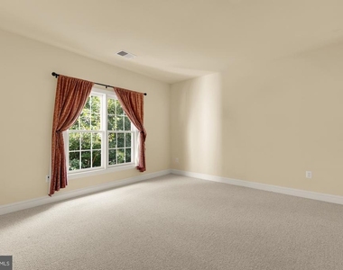 10606 Rosehaven Street - Photo Thumbnail 21
