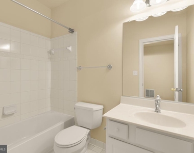 10606 Rosehaven Street - Photo Thumbnail 40