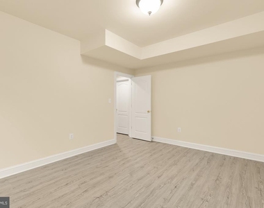 10606 Rosehaven Street - Photo Thumbnail 43