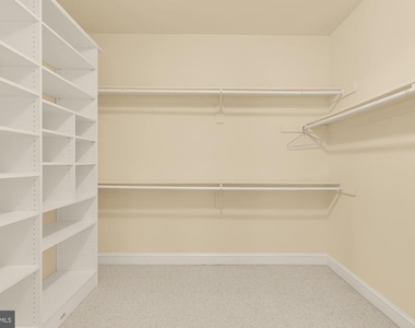 10606 Rosehaven Street - Photo Thumbnail 35