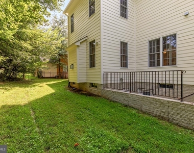 10606 Rosehaven Street - Photo Thumbnail 47