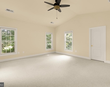 10606 Rosehaven Street - Photo Thumbnail 33