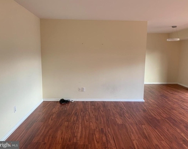 6141 Leesburg Pike - Photo Thumbnail 1