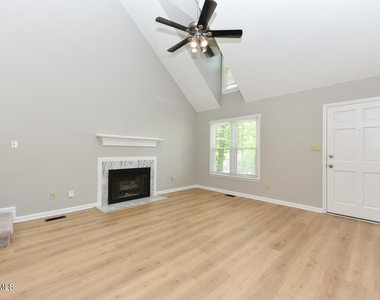4916 Royal Adelaide Way - Photo Thumbnail 2