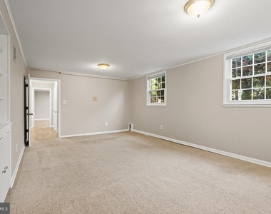 9120 Kristin Lane - Photo Thumbnail 46