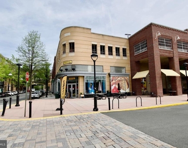 12913 Centre Park Circle - Photo Thumbnail 46