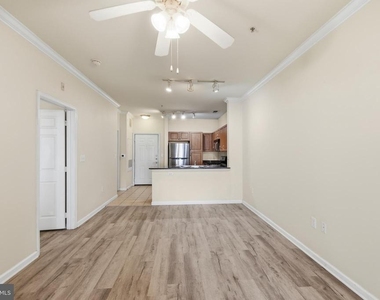 12913 Centre Park Circle - Photo Thumbnail 17