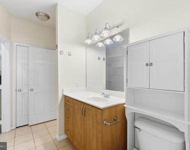 12913 Centre Park Circle - Photo Thumbnail 21