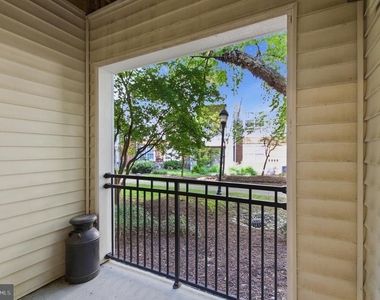 12913 Centre Park Circle - Photo Thumbnail 25