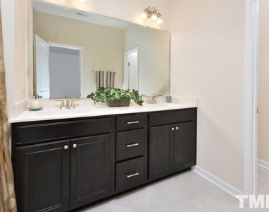 1108 Finch Court - Photo Thumbnail 17