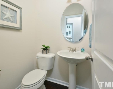 1108 Finch Court - Photo Thumbnail 15