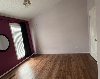 12319 Cliveden Street - Photo Thumbnail 16