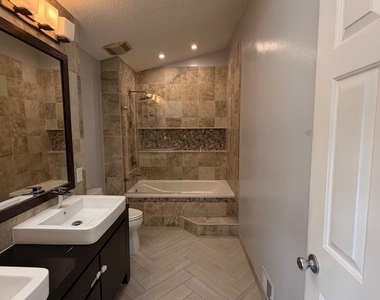 12319 Cliveden Street - Photo Thumbnail 14