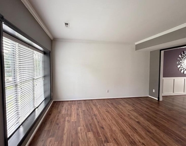 12319 Cliveden Street - Photo Thumbnail 3