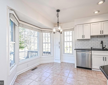 12700 Dogwood Hills Lane - Photo Thumbnail 15
