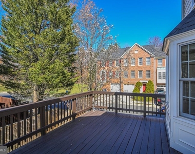12700 Dogwood Hills Lane - Photo Thumbnail 33