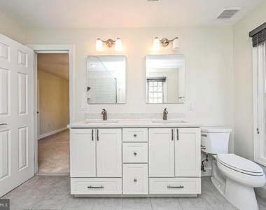 12700 Dogwood Hills Lane - Photo Thumbnail 45