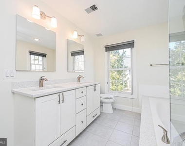 12700 Dogwood Hills Lane - Photo Thumbnail 44