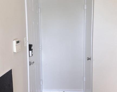 3908 Penderview Drive - Photo Thumbnail 8