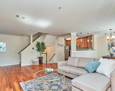 12827 Fair Briar Lane - Photo Thumbnail 5
