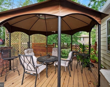 7620 Maritime Lane - Photo Thumbnail 23