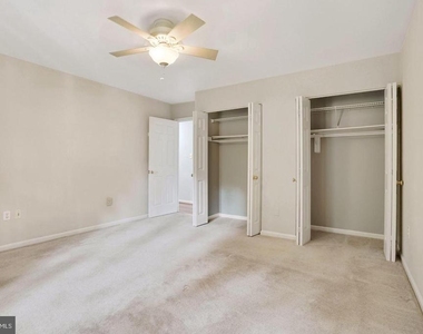 7620 Maritime Lane - Photo Thumbnail 16