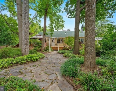 7620 Maritime Lane - Photo Thumbnail 26