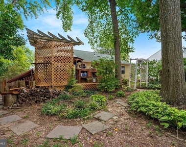 7620 Maritime Lane - Photo Thumbnail 25