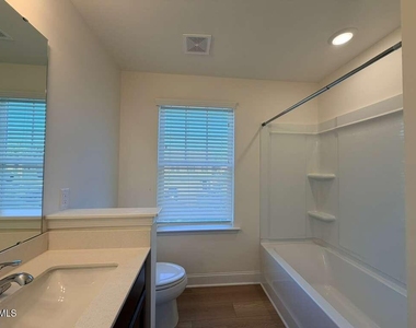 109 Steel Springs Lane - Photo Thumbnail 15