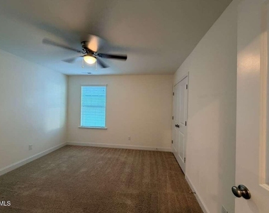 109 Steel Springs Lane - Photo Thumbnail 12