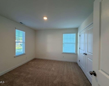 109 Steel Springs Lane - Photo Thumbnail 16